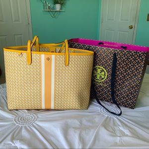 Tory Burch tote bag “Host pick!!🥰🎉🎊”
